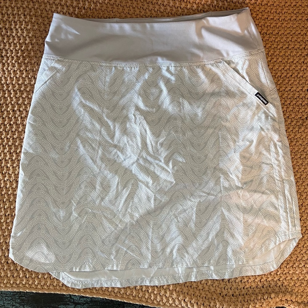 Patagonia skirt light grey